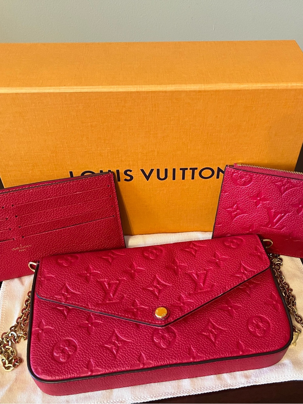 Louis Vuitton Red Monogram Embossed Chain Felicie Pochette limited edition Set